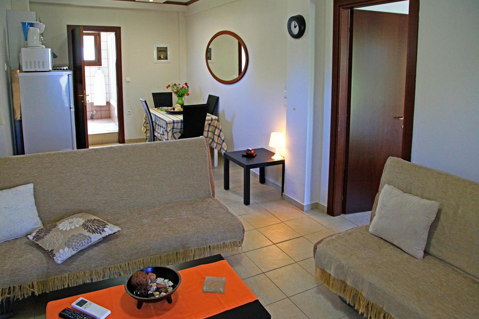 Dionysus Apartments & Suites Ierissos Quarto foto